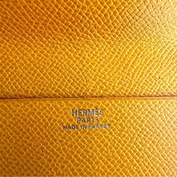 Hermes Yellow Card Holder 💛 ✨ - Picture 7 of 8